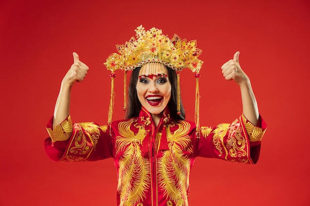 揭秘虎香港六合彩生肖的魅力：赢取大奖的新机遇
